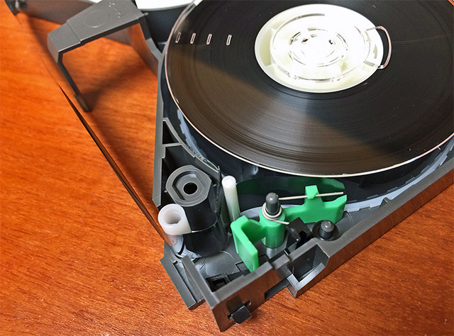 Internet Archive начал оцифровку 40 000 видеокассет VHS и Betamax Internet Archive начал оцифровку 40 000 видеокассет VHS и Betamax