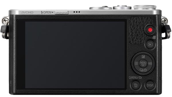 В комплекте с объективом 12-32mm F3.5-5.6 Lumix G Vario камера Panasonic Limix DMC-GM1 стоит $750