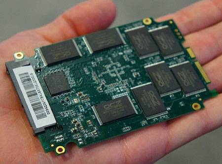 SSD OCZ Vector на новом контроллере Indilinx замечен на IDF 2012