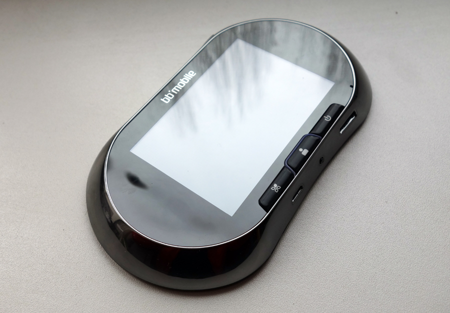 bb mobile «GSM ГлазОК»: электронный дверной глазок с 3,5 дюймовым экраном и GSM телефоном