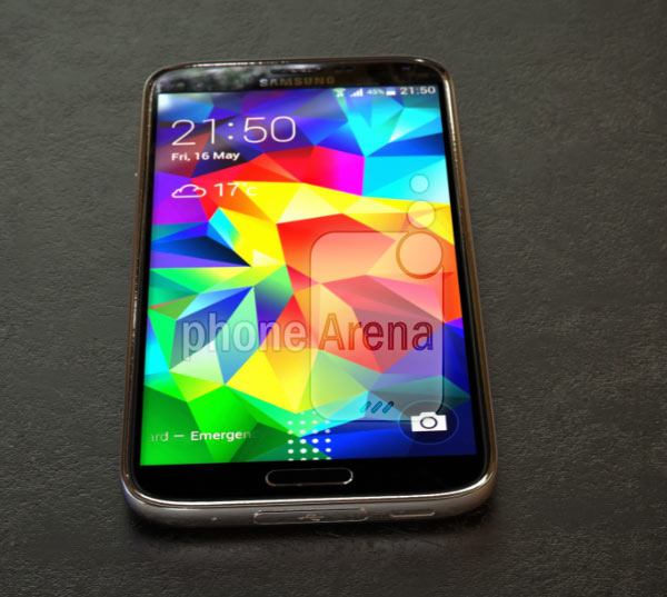Смартфон Samsung Galaxy S5 Prime получил экран QHD (1440 x 2560 пикселей) и металлический корпус