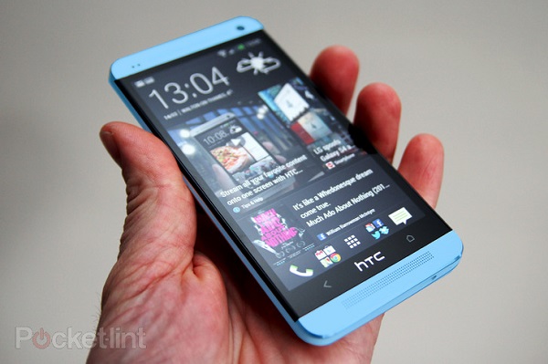 Флагман HTC One появится в двух дополнительных цветовых решениях