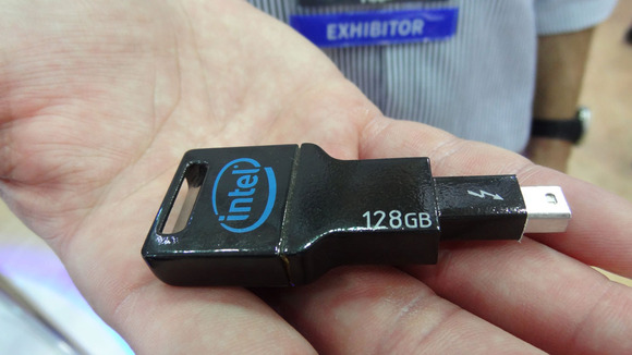 Компания Intel представила самую быструю «Thunderbolt флешку» в мире