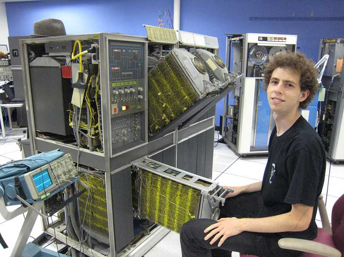 Новая выставка в Музее Компьютерной Истории вернула к жизни 50 летние компьютеры IBM