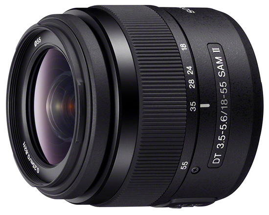 Компактный объектив Sony DT 18-55mm F3.5-5.6 SAM II рассчитан на камеры с датчиком формата APS-C