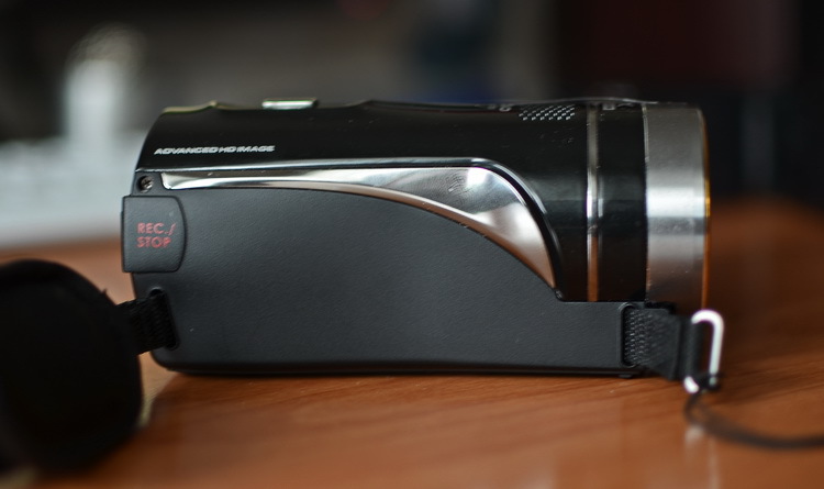 Обзор Aiptek ProjectorCam C25: видеокамера со встроенным проектором