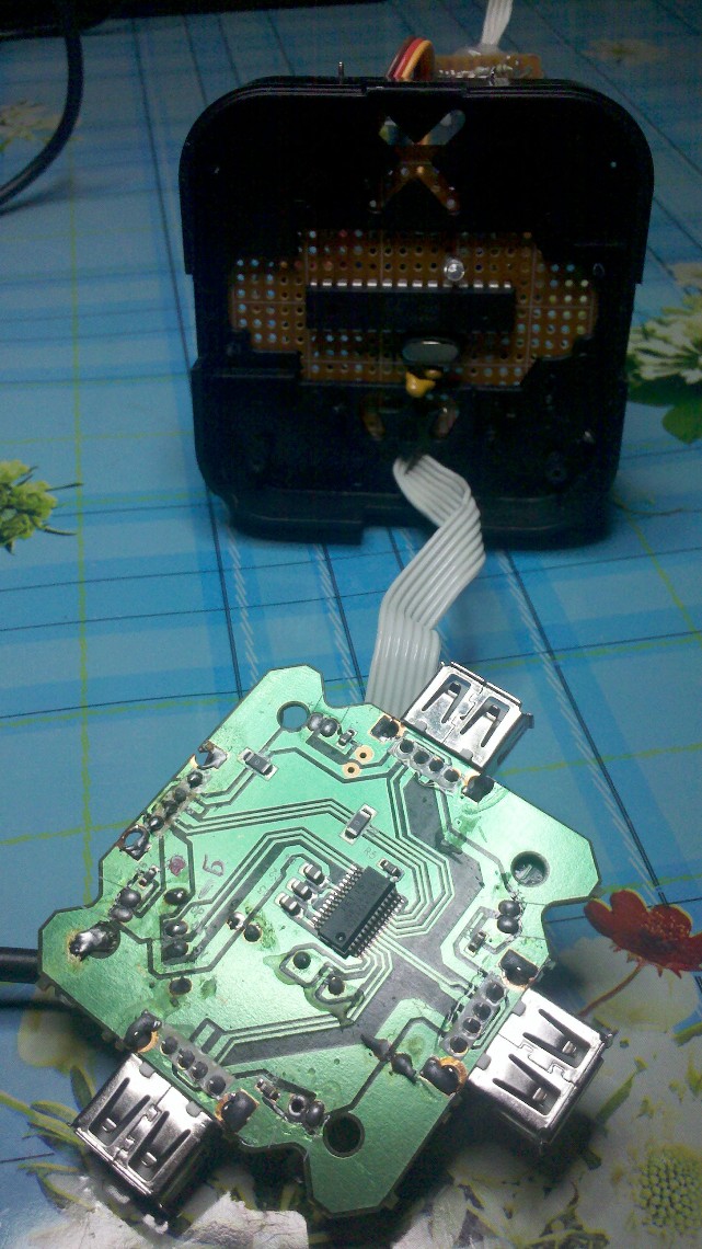 Пилим Pan/Tilt вебкамеру (это которая крутится) + возможность подключать всякие датчики за ~15$