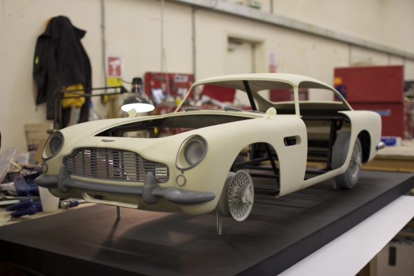 Пластиковые Aston Martin напечатанные на 3D принтере снимались в Skyfall