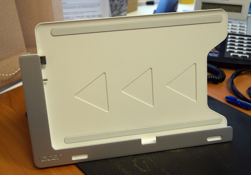 Плитки на планшете. Обзор Acer Iconia Tab W700