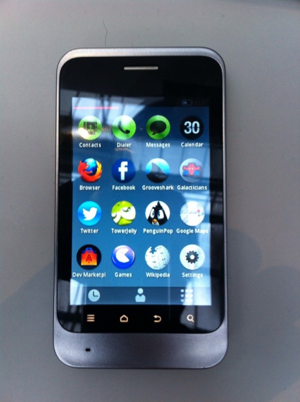 Показан прототип смартфона на Firefox OS