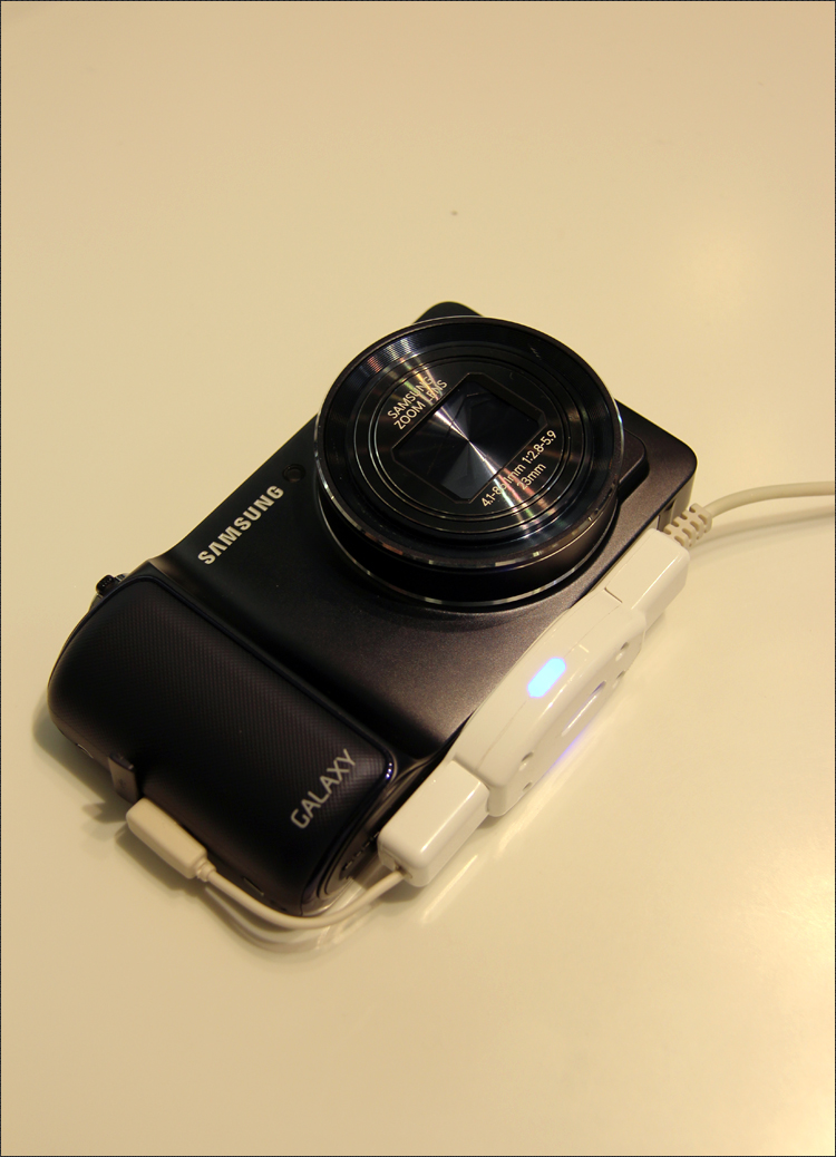 Презентация Samsung GALAXY Camera