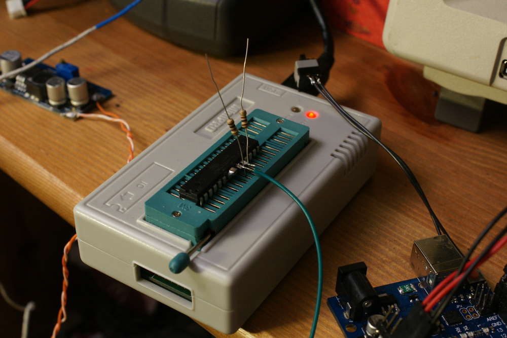 Разгон Arduino. Под жидким азотом. 20 ⇒ 65.3Mhz @ 196 °C Разгон Arduino. Под жидким азотом. 20 ⇒ 65.3Mhz @ 196 °C