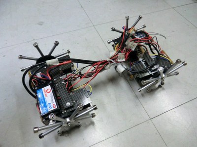 Робот BIREM способен перемещаться по металлическим стенам и потолку