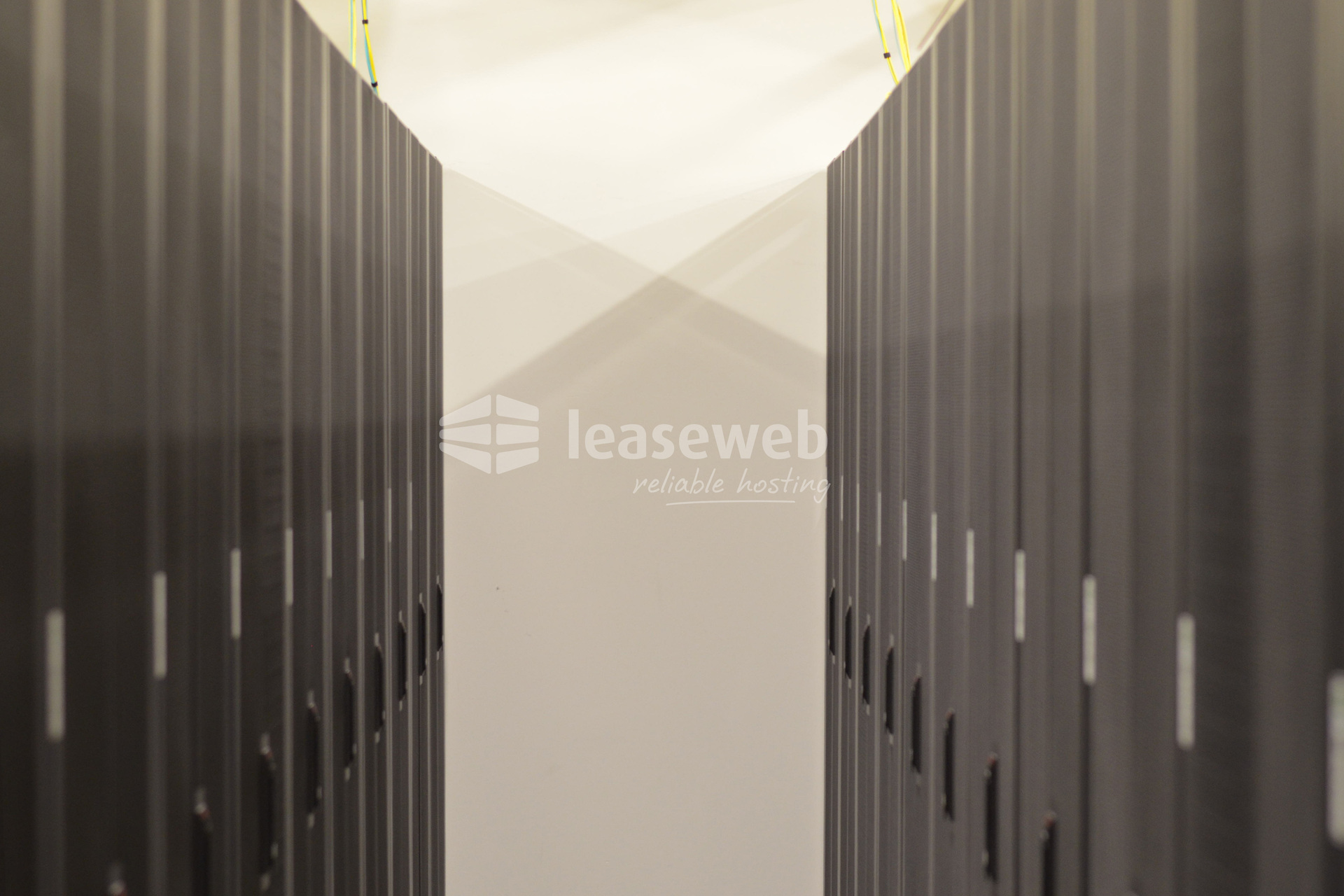 Серверы в США, Дата Центр COPT DC 6 EvoSwitch/LeaseWeb (Manassas)