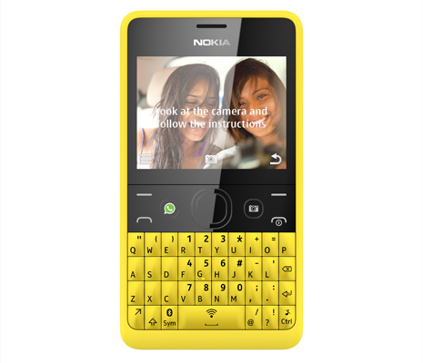 Nokia Asha 210 — первый в мире телефон с кнопкой WhatsApp