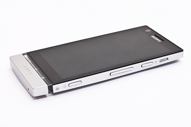 Телефон с харизмой: обзор Sony Xperia P