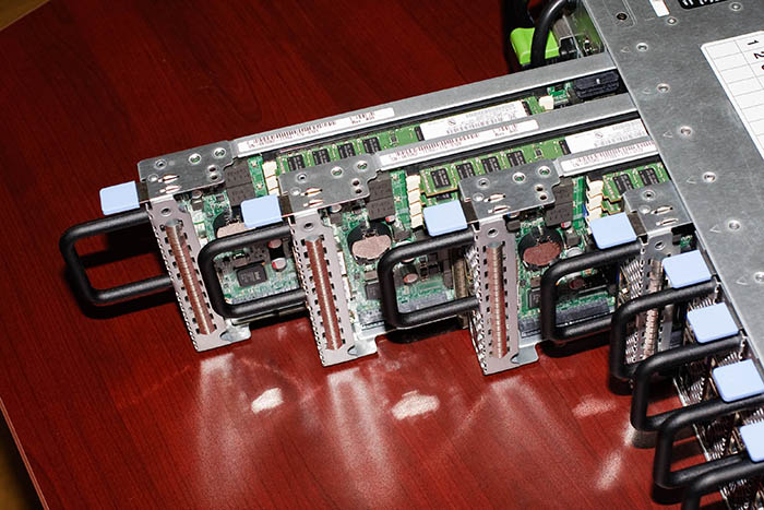 132 сервера в стойке или как уплотниться и не лопнуть image