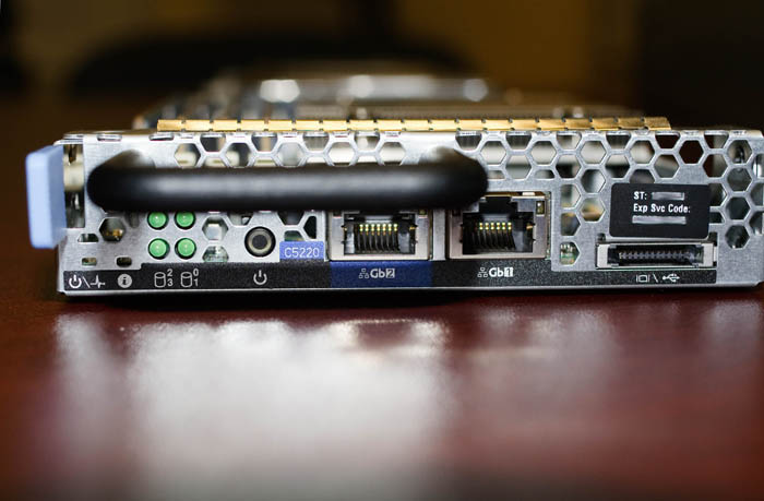 132 сервера в стойке или как уплотниться и не лопнуть image