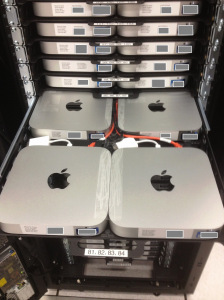 160 Mac Mini в одной серверной стойке