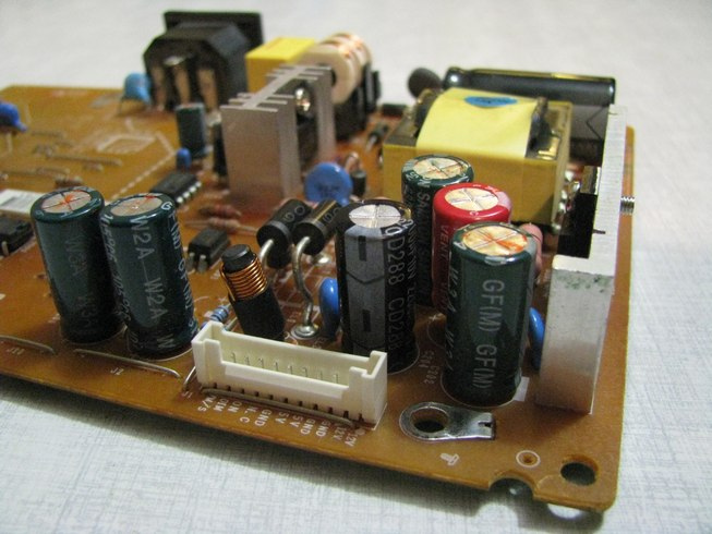 17" TFT: с помойки на стол image