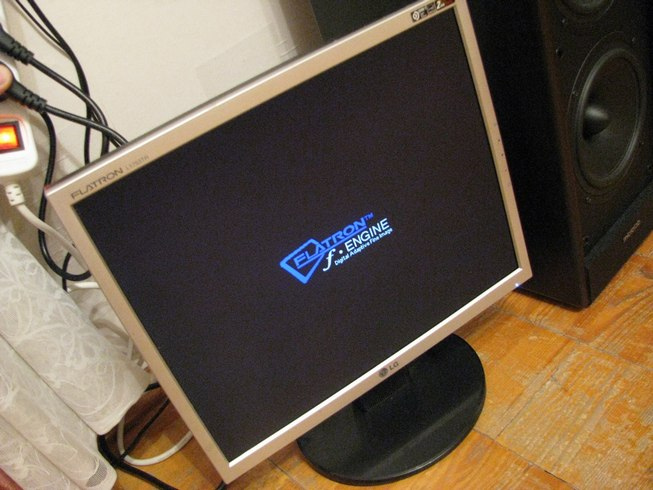 17" TFT: с помойки на стол image