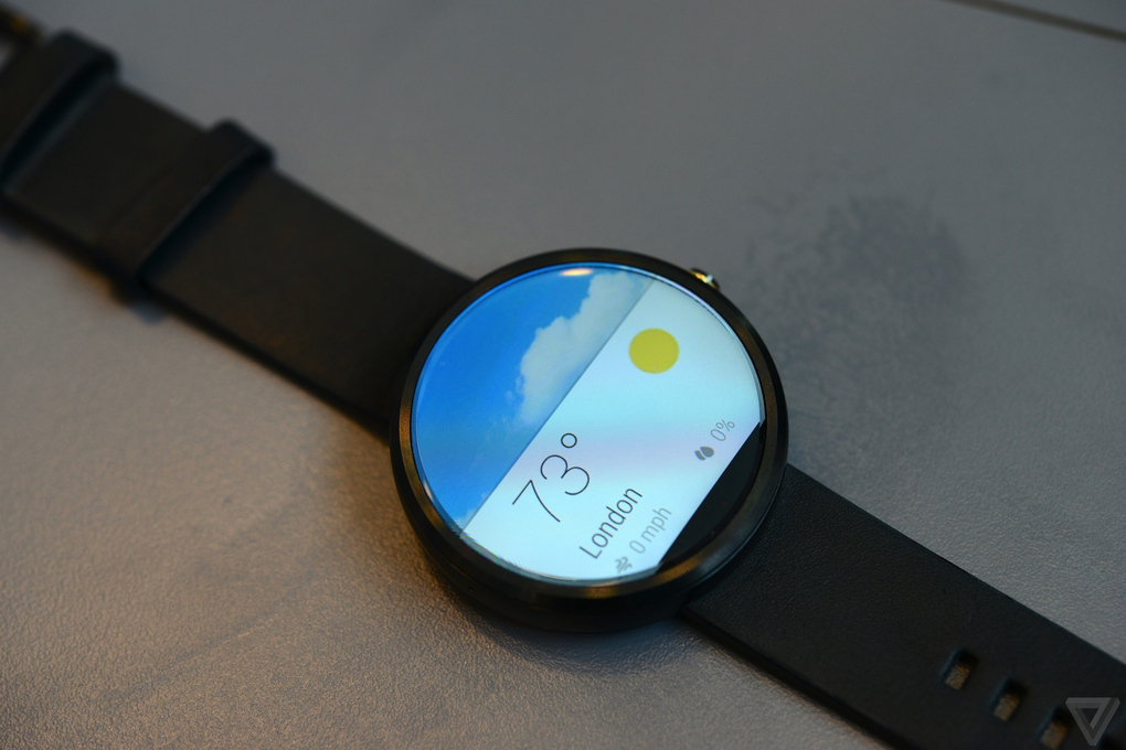 Moto 360: умные и красивые часы от Motorola