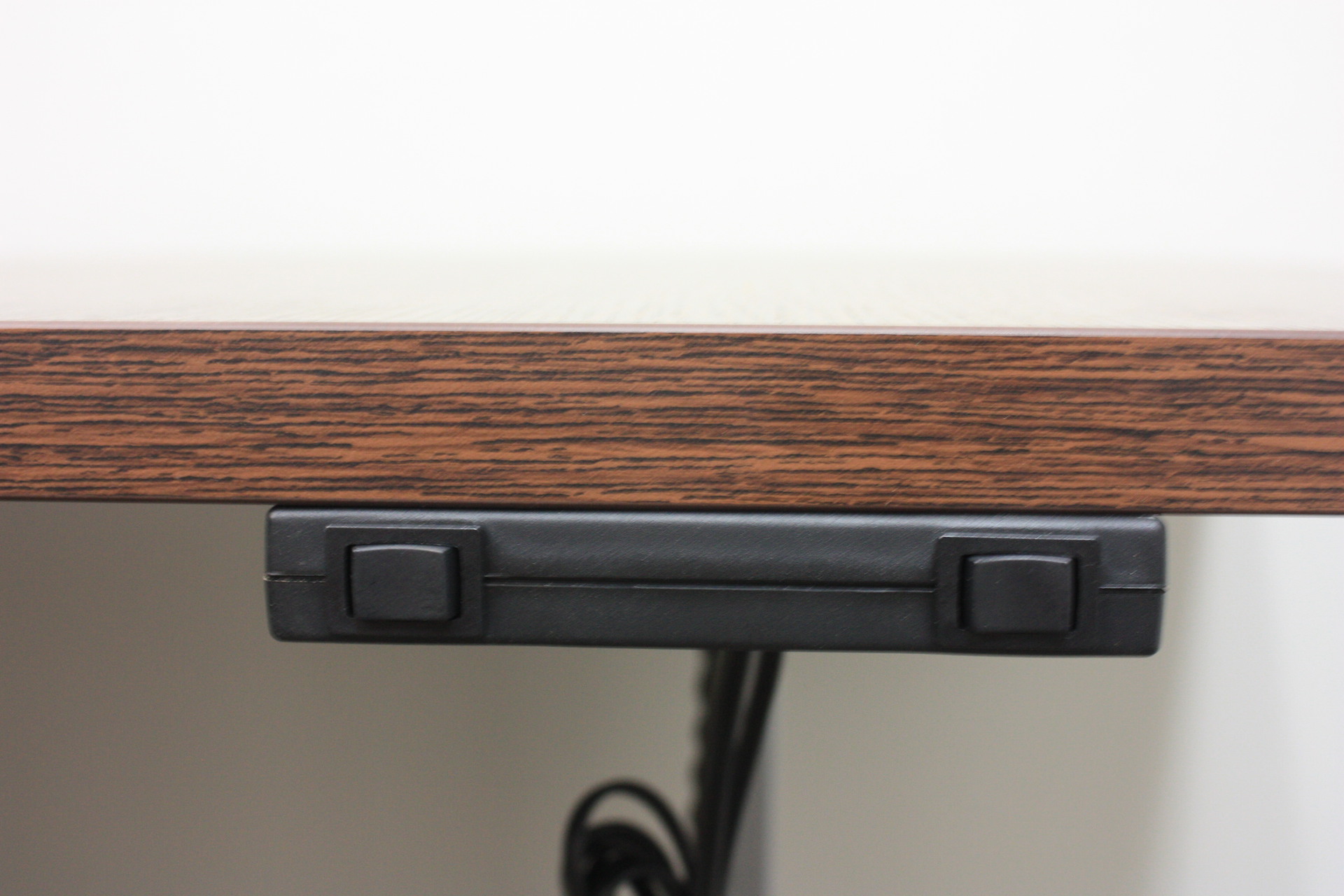 Как я покупал стол с регулируемой высотой: от выбора до самостоятельной сборки Как я покупал стол с регулируемой высотой: от выбора до самостоятельной сборки