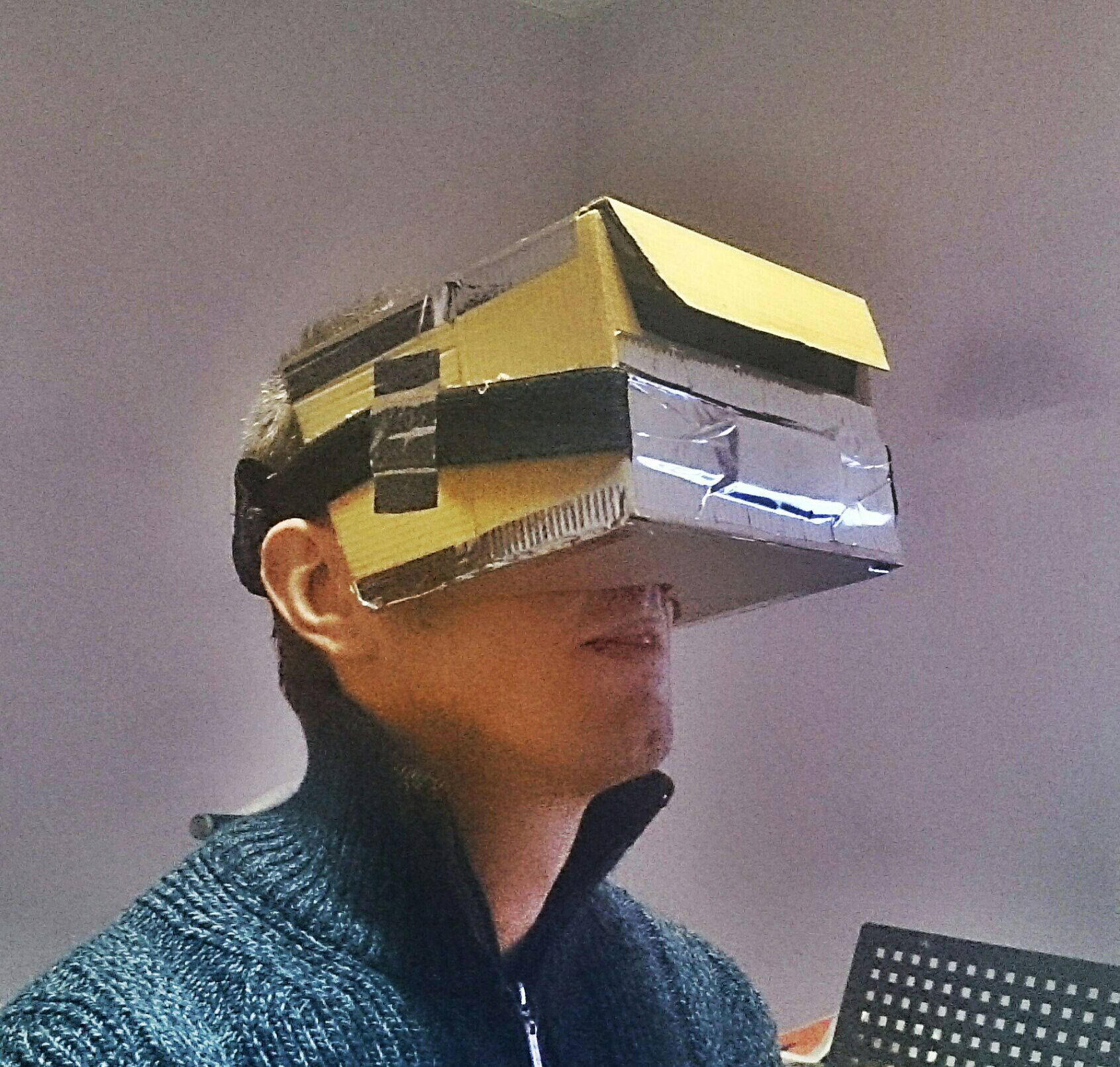 Собираем за один вечер Virtual Reality шлем своими руками, с HD изображением и трекингом головы