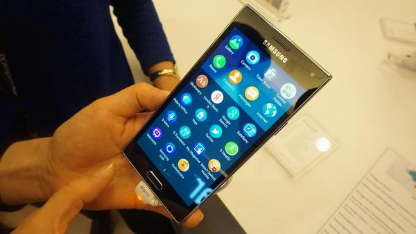 Появление в продаже смартфона Samsung Z снова откладывается Samsung Z Tizen