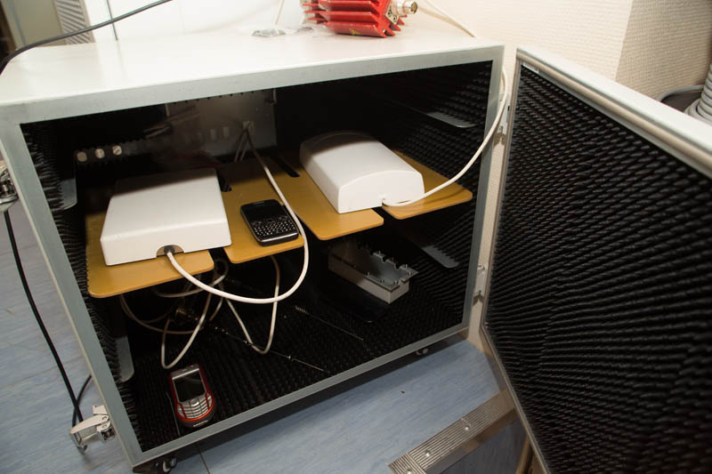 «Тестовая Зона» Билайн: проходите в гермошлюз, одевайтесь теплее в машзале и выключайте телефоны