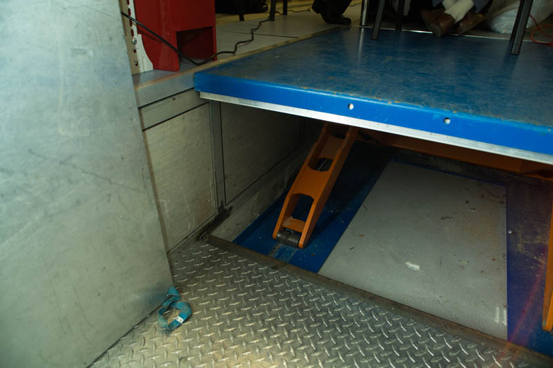 «Тестовая Зона» Билайн: проходите в гермошлюз, одевайтесь теплее в машзале и выключайте телефоны