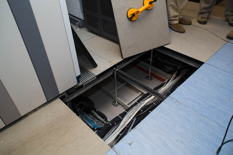 «Тестовая Зона» Билайн: проходите в гермошлюз, одевайтесь теплее в машзале и выключайте телефоны