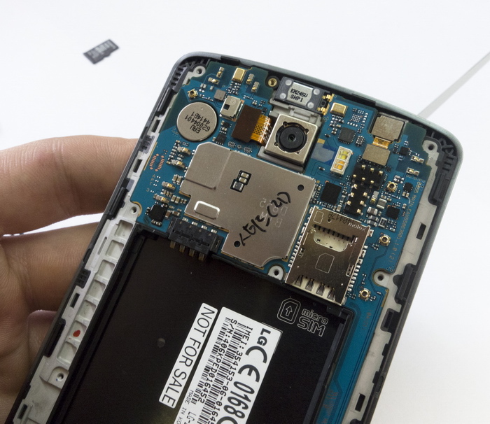 LG G3: снаружи и внутри самого четкого в мире смартфона LG G3: снаружи и внутри самого четкого в мире смартфона