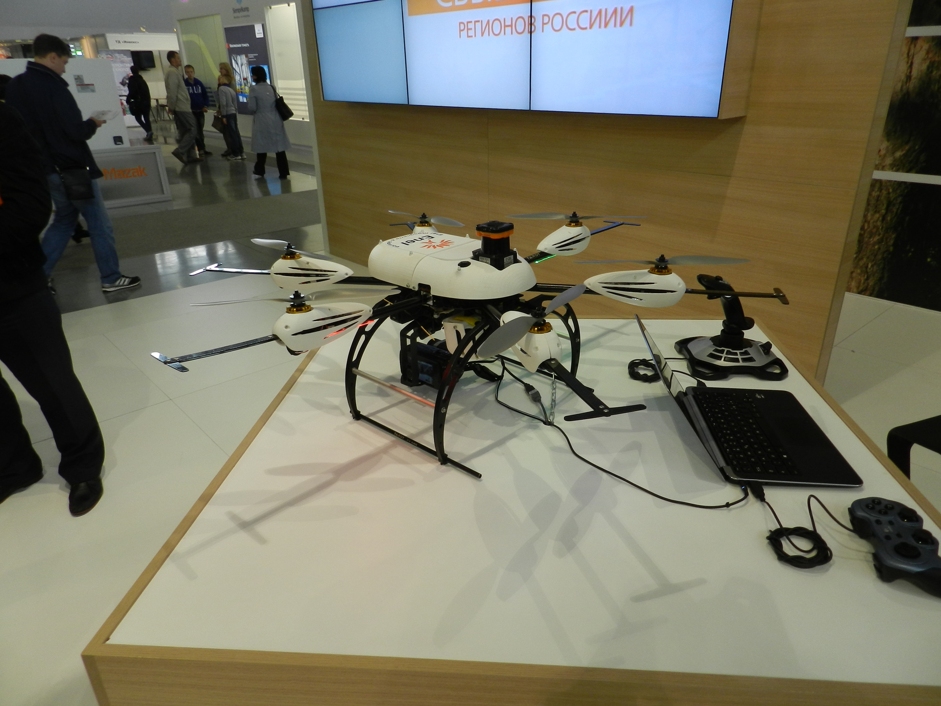 MakeItLab на выставке Иннопром 2014 image