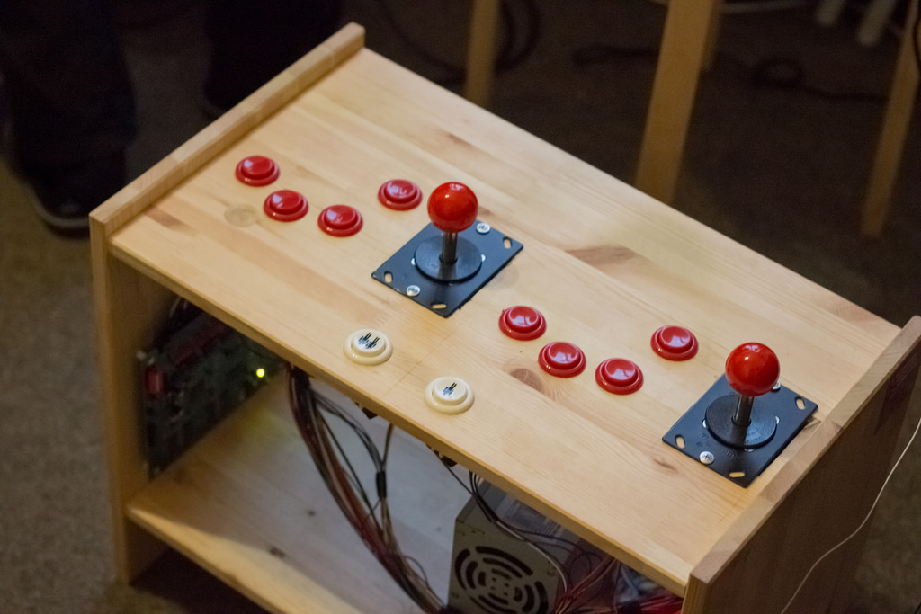 Geek Picnic 2014 и мой прошлогодний опыт пикникования аркадная тумбочка