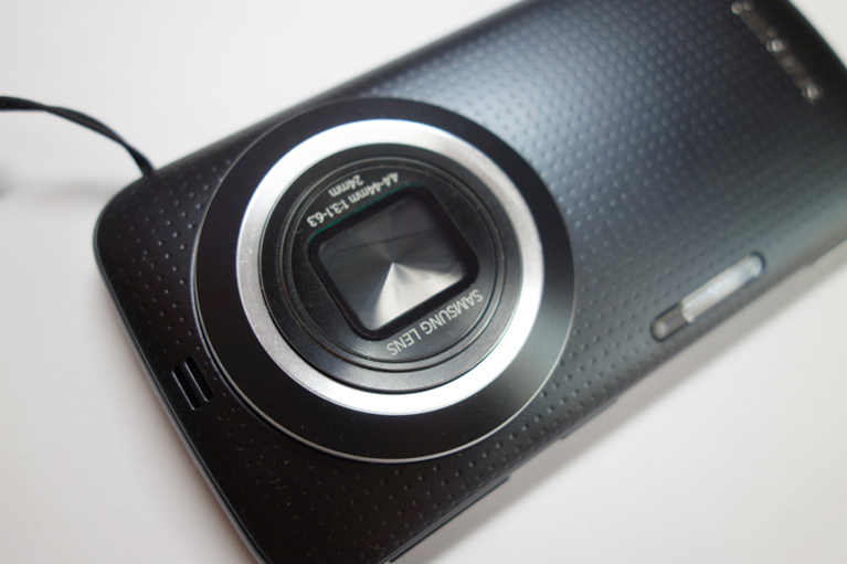 Неделя с Samsung Galaxy K Zoom: краткий обзор нового смартфона фотокамеры