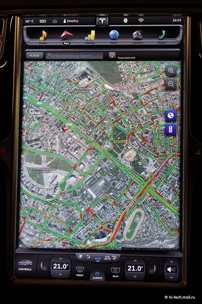 Обзор бортовой системы в Tesla