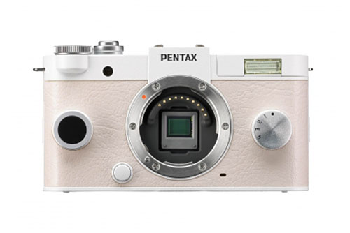 Камера Pentax Q-S1 будет предложена в нескольких вариантах цветового оформления