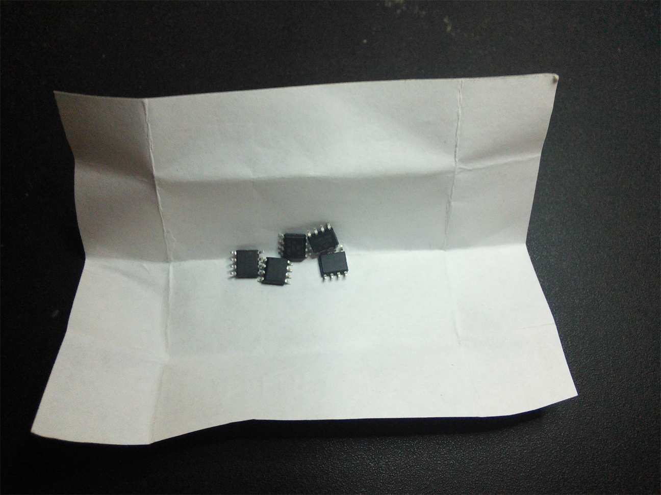 Умная поливалка цветка на микроконтроллере Attiny13A