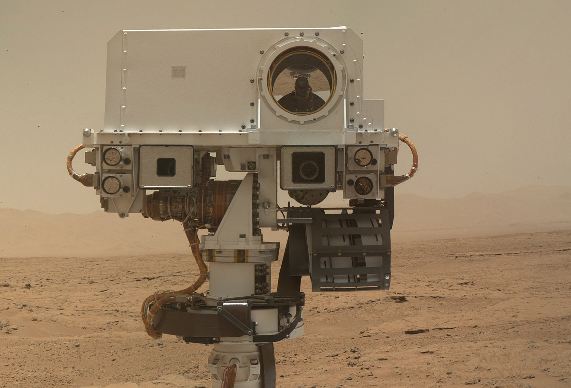 Два года на Марсе — как выглядит Curiosity сейчас?