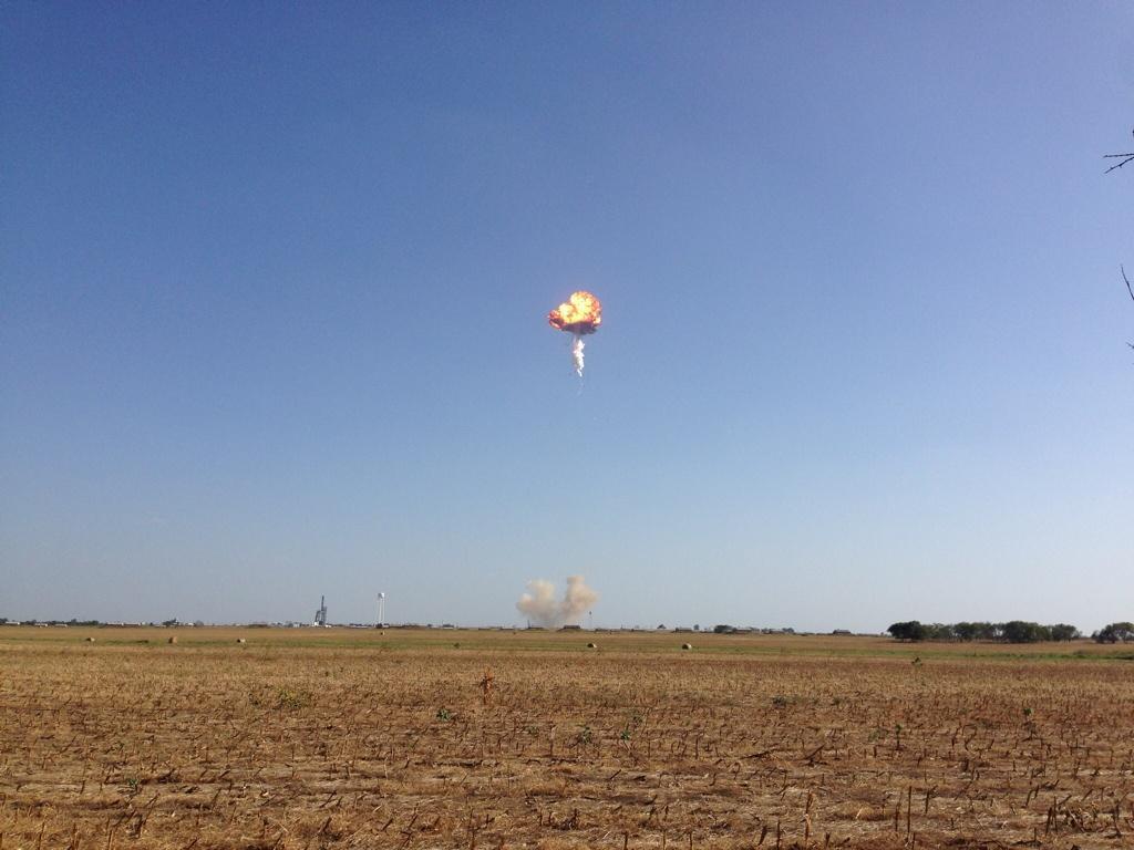 Во время испытаний взорвался прототип Falcon 9 R