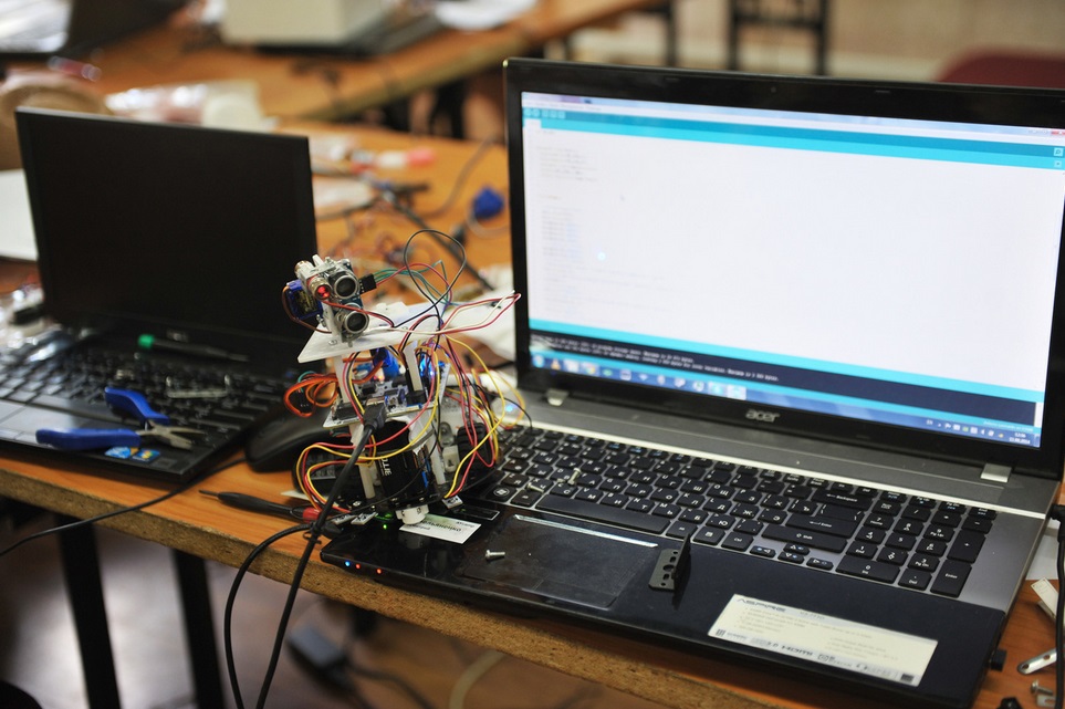 Свой образовательный лагерь с покером, 3d принтером, роботами и посадкой на Марс