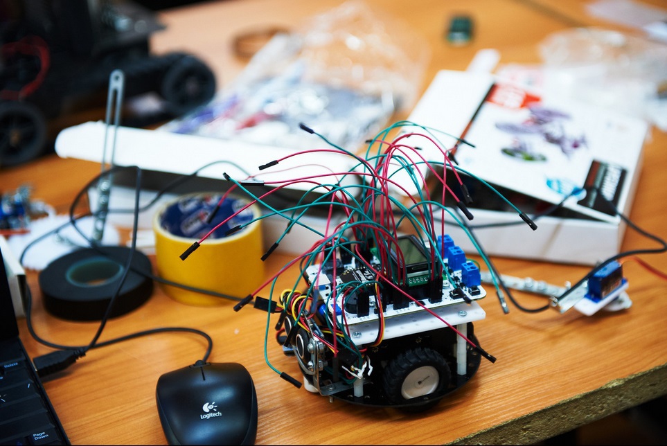 Свой образовательный лагерь с покером, 3d принтером, роботами и посадкой на Марс