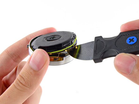 Умные часы Moto 360: полный разбор от iFixit (и 3 из 10 шкале ремонтируемости) Умные часы Moto 360: полный разбор от iFixit (и 3 из 10 шкале ремонтируемости)