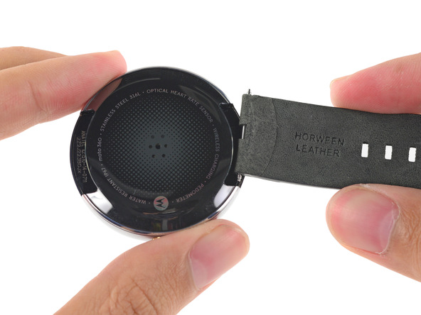 Умные часы Moto 360: полный разбор от iFixit (и 3 из 10 шкале ремонтируемости) Умные часы Moto 360: полный разбор от iFixit (и 3 из 10 шкале ремонтируемости)
