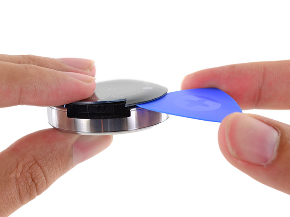 Умные часы Moto 360: полный разбор от iFixit (и 3 из 10 шкале ремонтируемости) Умные часы Moto 360: полный разбор от iFixit (и 3 из 10 шкале ремонтируемости)