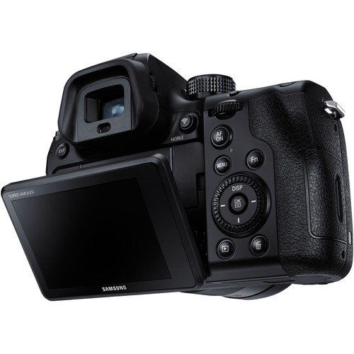 Камера Samsung NX1 позволяет снимать видео 4К