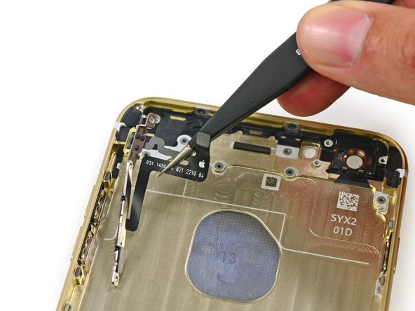 iPhone 6 Plus: полный разбор от iFixit (7 из 10 по шкале ремонтируемости)