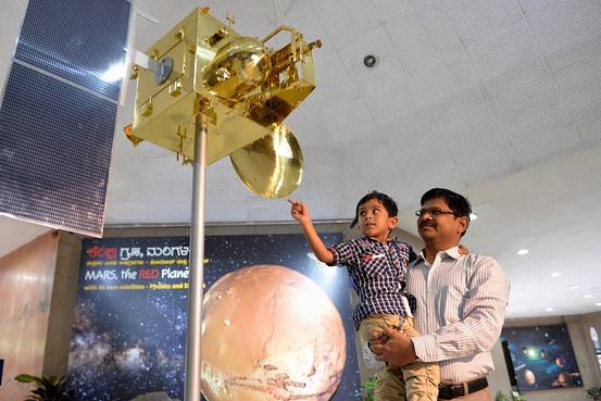 Индийский космический аппарат Mangalyaan успешно прибыл на орбиту Марса