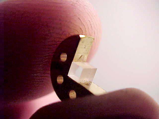 Лазер в разрезе. Как я искал титанил фосфат калия и бета борат бария среди алюминиевых опилок image